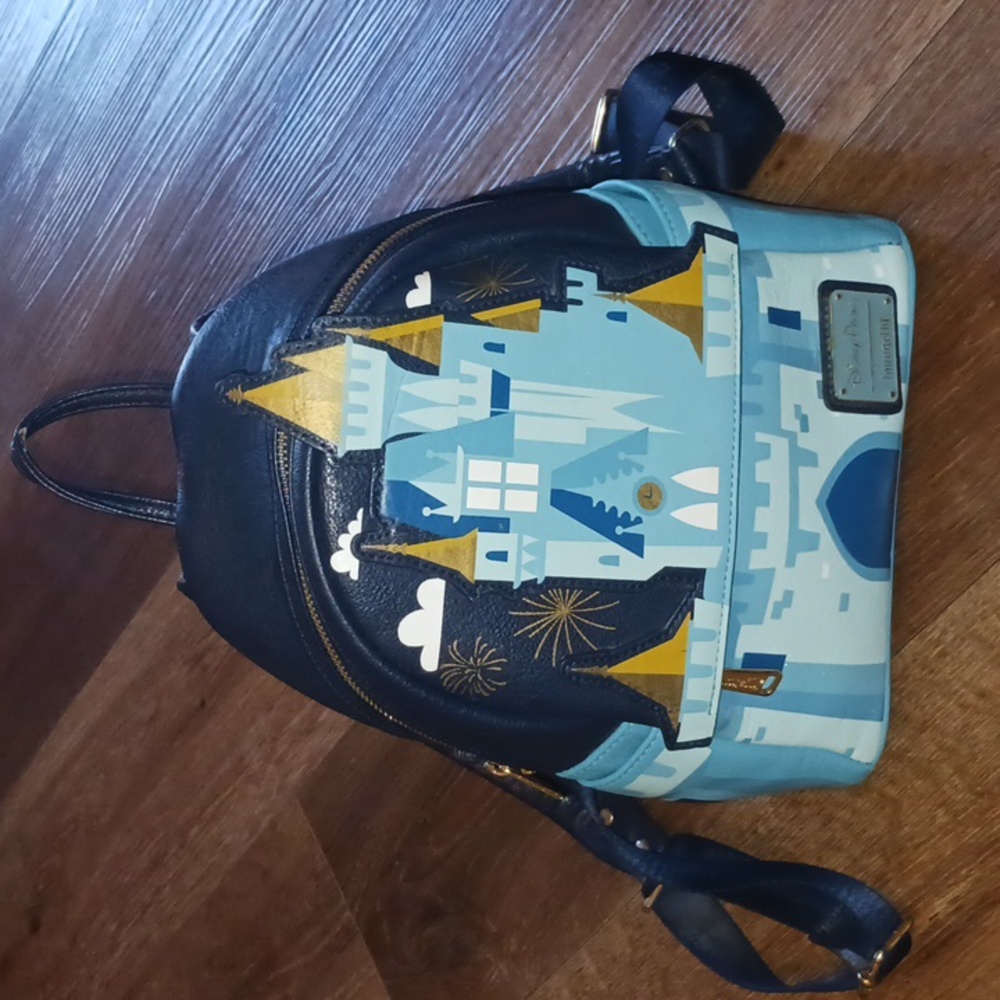Rare DISNEY parks Cinderellas Castle Loungefly - Picture 15 of 16